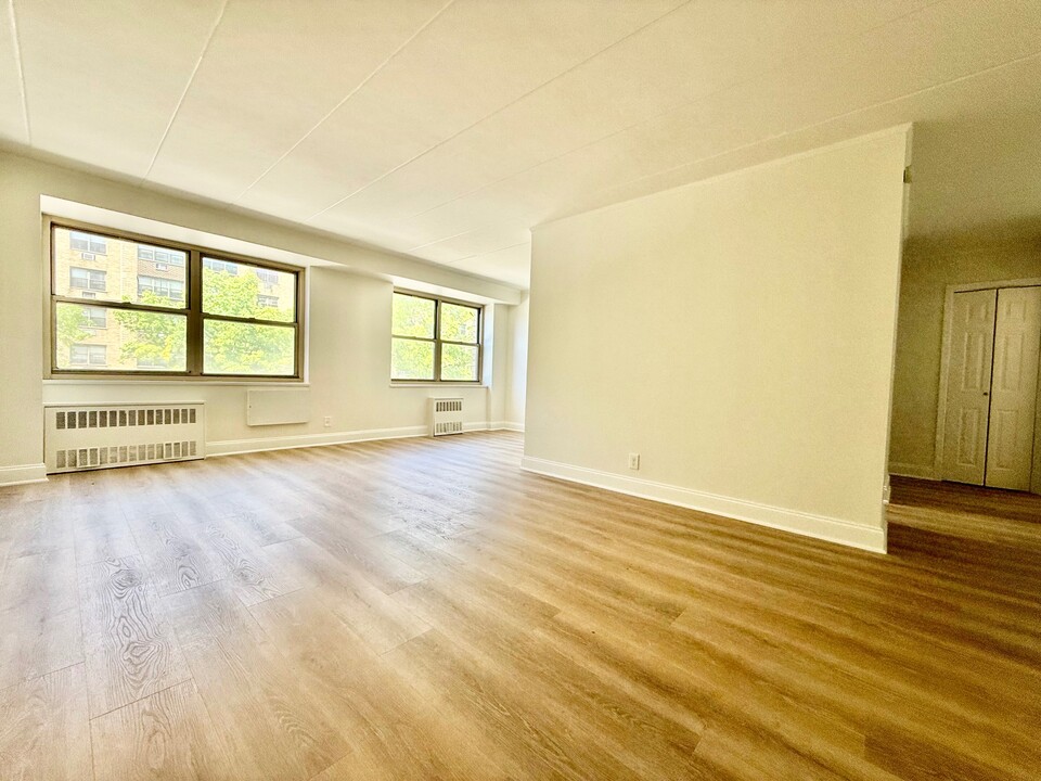 111 North Third Ave in Mount Vernon, NY - Building Photo