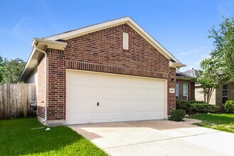 11402 English Rose Trail in Missouri City, TX - Foto de edificio - Building Photo