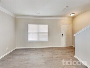 1208 Ballina Way in Charlotte, NC - Foto de edificio - Building Photo