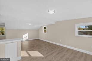 332 Ridge Rd in Westminster, MD - Building Photo