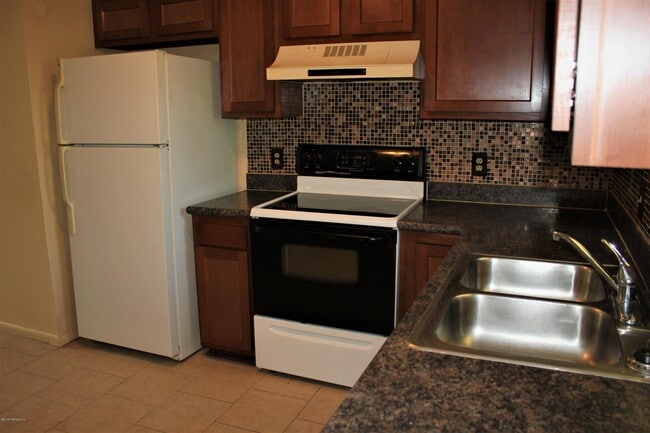 5147 Westchase Ct in Jacksonville, FL - Building Photo - Building Photo