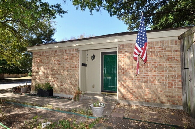 10300 Little Valley Rd in Fort Worth, TX - Building Photo - Building Photo