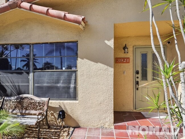 3921 NW 94th Ave in Sunrise, FL - Building Photo - Building Photo