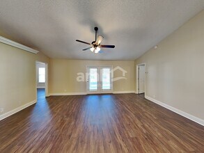 2895 Majestic Oaks Ln in Green Cove Springs, FL - Building Photo - Building Photo