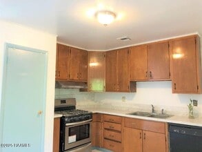 121 Sorority Dr in Lafayette, LA - Building Photo - Building Photo