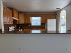 2242 Thomas St in Hollywood, FL - Building Photo - Building Photo