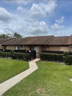 705 Sunny Pine Way in Greenacres, FL - Building Photo - Building Photo