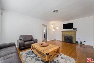 128 S Madison Ave in Los Angeles, CA - Building Photo - Building Photo