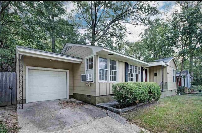 property at 1732 Piedmont St