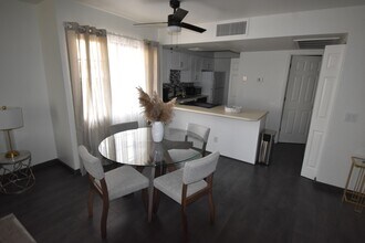 1200 E River Rd in Tucson, AZ - Building Photo - Building Photo