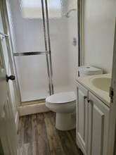 1605 Lomita Blvd in Los Angeles, CA - Foto de edificio - Building Photo