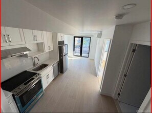 163-14 Sanford Ave in Queens, NY - Building Photo - Building Photo