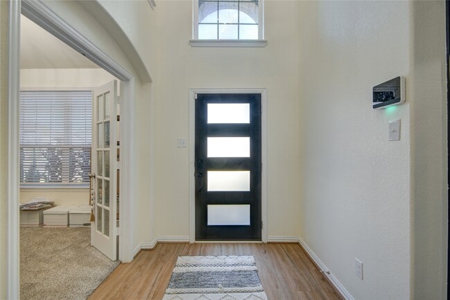 property at 5312 Latigo Ct