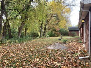 106-B Walnut Trace Cir in Elizabethtown, KY - Building Photo - Building Photo