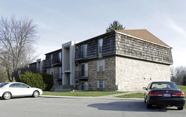 Crossgate Manor in Toledo, OH - Foto de edificio - Building Photo