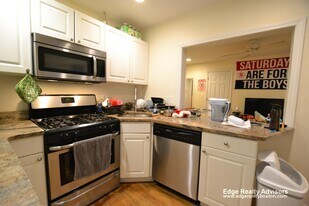 21 Egmont St, Unit 3 in Brookline, MA - Building Photo
