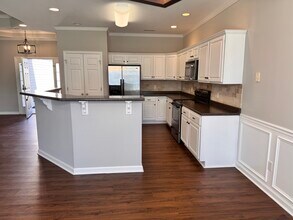 2855 Amsterdam Ln in Chattanooga, TN - Building Photo - Building Photo