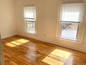 32 Henry St in New Haven, CT - Building Photo - Building Photo