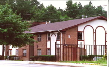 King Garden Apartments in Atlanta, GA - Foto de edificio - Building Photo