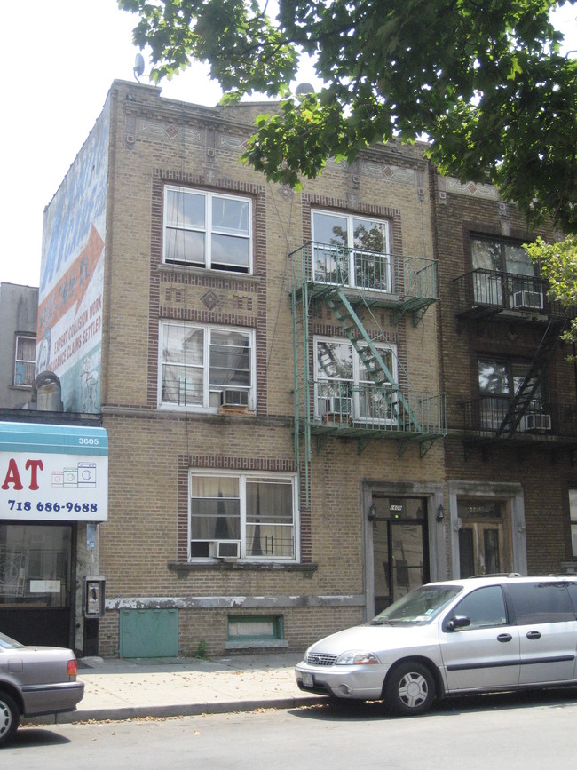 3609 15th Ave in Brooklyn, NY - Building Photo - Building Photo