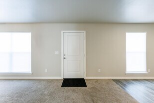 7535 32nd St in Lubbock, TX - Building Photo