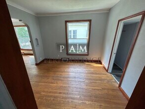 3269 S New York Ave in Milwaukee, WI - Building Photo - Building Photo