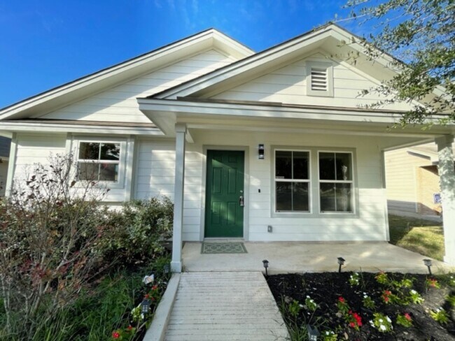 5735 Spanish Flat in San Antonio, TX - Building Photo - Building Photo