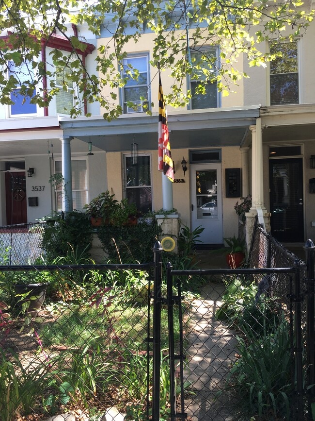 property at 3535 Hickory Ave