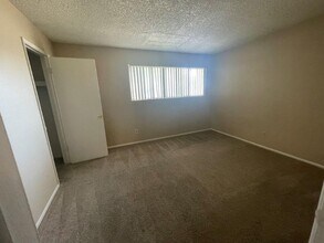 944 S Valencia in Mesa, AZ - Building Photo - Building Photo