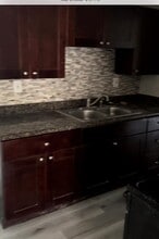1751 46th St S in St. Petersburg, FL - Foto de edificio - Building Photo