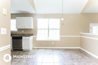 5742 Wellborn Creek Dr in Lithonia, GA - Foto de edificio - Building Photo