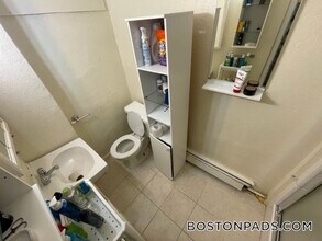 40 Anderson St, Unit 15 in Boston, MA - Building Photo - Building Photo