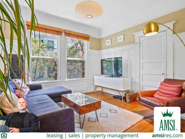 property at 384 Elizabeth St