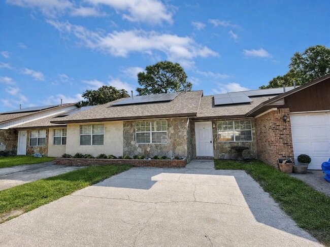 125 Wellington Rd