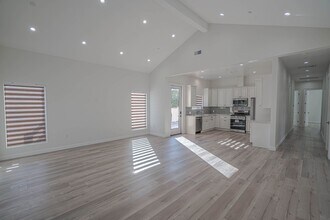 26976 Sand Canyon Rd in Santa Clarita, CA - Building Photo - Building Photo