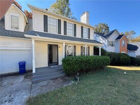 2441 Northmill Ln in Decatur, GA - Building Photo