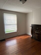 236 Woods Ave, Unit A in Newark, OH - Building Photo - Building Photo