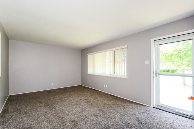 455 Moule Dr in Florissant, MO - Building Photo - Building Photo