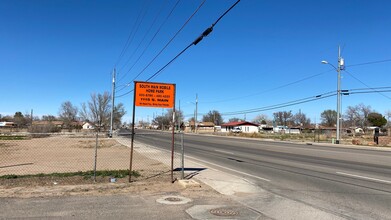 South Main Mobile Park in Belen, NM - Building Photo - Other