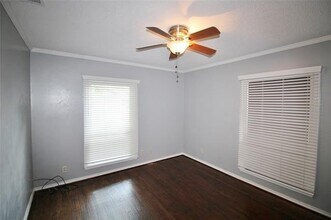 1225 Lakeside Dr in Garland, TX - Building Photo - Building Photo