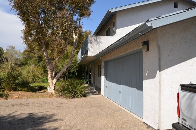 property at 850 Camino Lindo