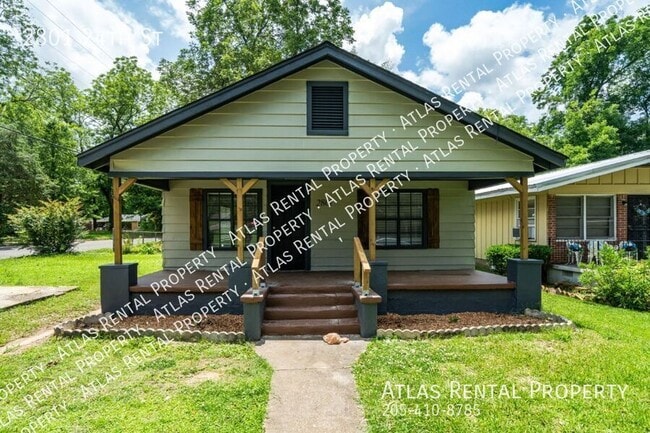 property at 2801 24th St