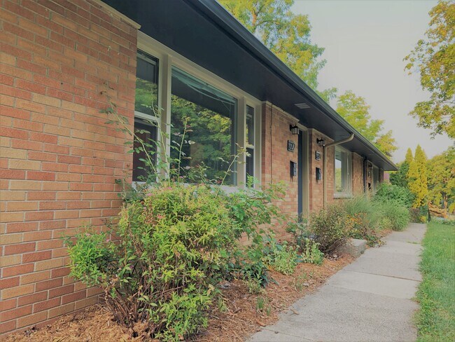 518 W Hoover Ave in Ann Arbor, MI - Building Photo - Building Photo