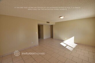 6007 W Banff Ln. in Glendale, AZ - Building Photo - Building Photo