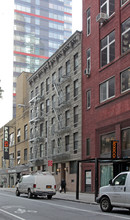 230 E 54th St in New York, NY - Building Photo - Building Photo