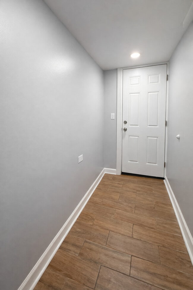 5518 W Melrose St-Unit -G in Chicago, IL - Building Photo - Building Photo