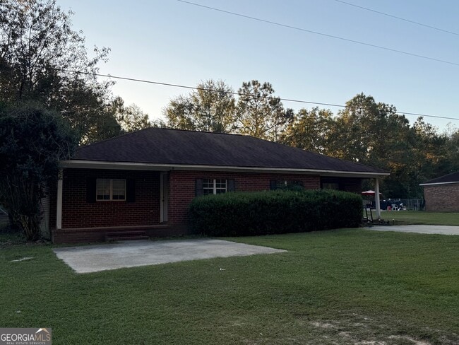 property at 130 Billy Mikell Rd