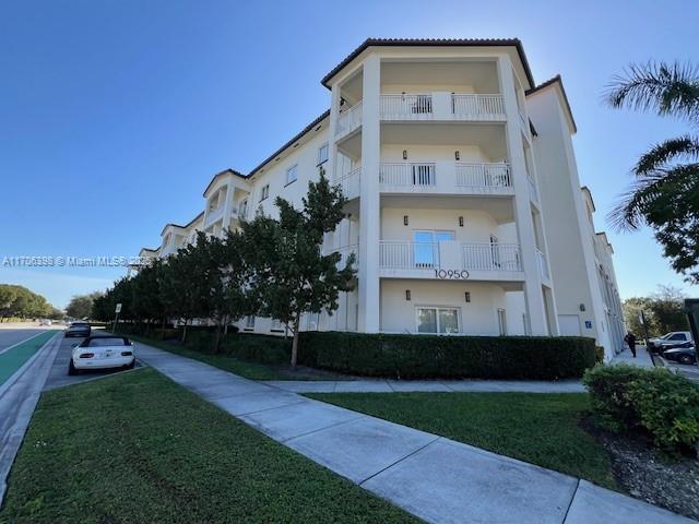 10950 NW 82nd St in Doral, FL - Building Photo - Building Photo