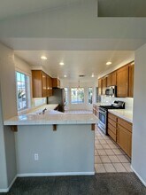 2571 Larkspur Dr in Alpine, CA - Foto de edificio - Building Photo