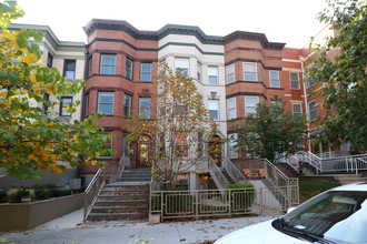 1462 Harvard St NW in Washington, DC - Building Photo - Building Photo